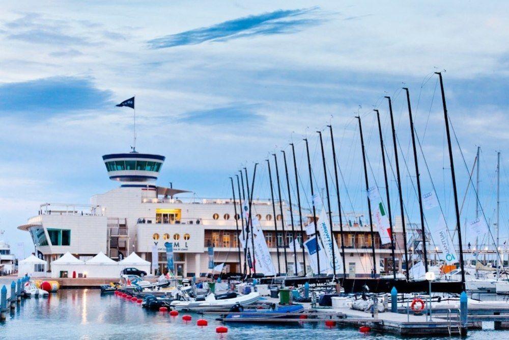 Yacht Club Marina Di Loano Ξενοδοχείο Εξωτερικό φωτογραφία