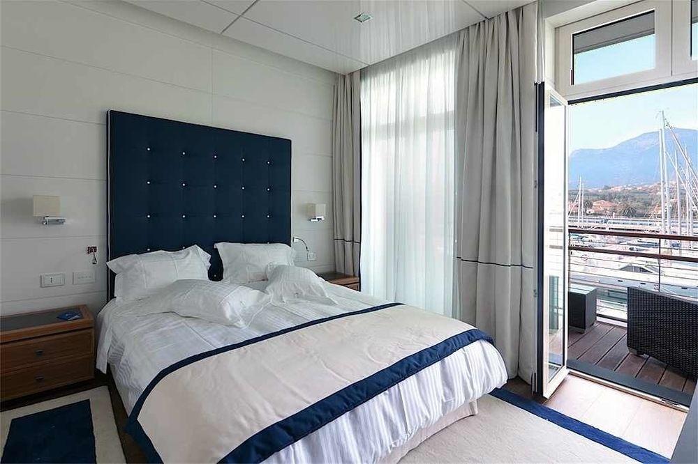 Yacht Club Marina Di Loano Ξενοδοχείο Εξωτερικό φωτογραφία
