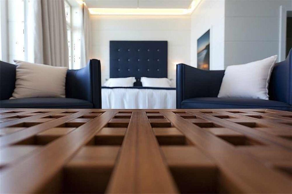 Yacht Club Marina Di Loano Ξενοδοχείο Εξωτερικό φωτογραφία