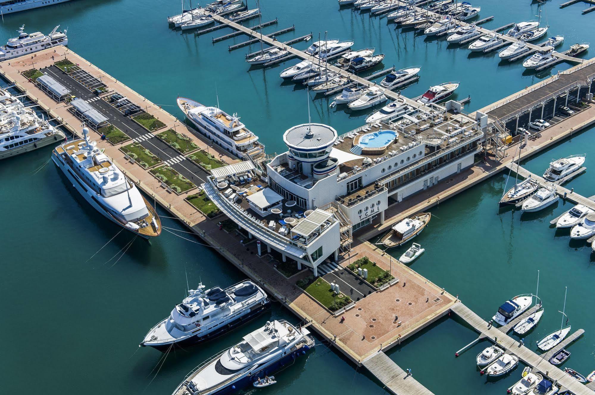 Yacht Club Marina Di Loano Ξενοδοχείο Εξωτερικό φωτογραφία